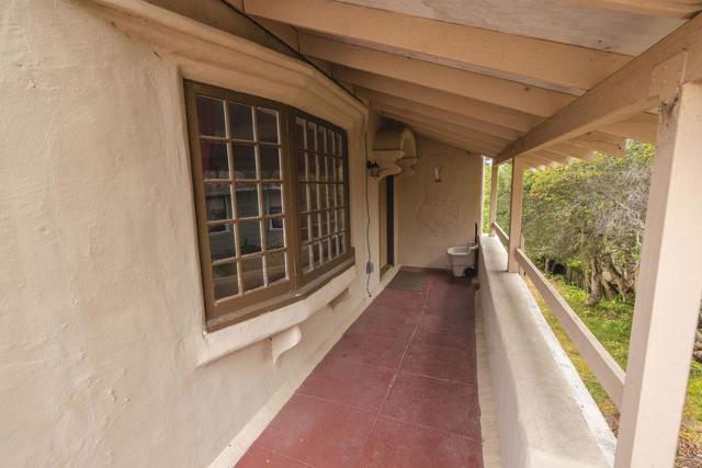 1034 Hellam Street, Monterey CA: https://media.crmls.org/mediaz/1cee2384-6905-4405-8ad8-e66dce7038bd.jpg