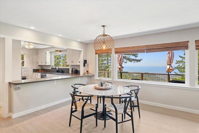 12960 Skyline Boulevard, Woodside CA: https://media.crmls.org/mediaz/1ceebd75-5623-40ef-904c-1823b764ad70.jpg