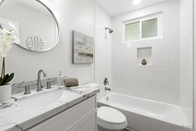 3758 Antiem St, Clairemont Mesa CA: https://media.crmls.org/mediaz/1ceee682-e44f-4dd7-bf9b-a9e1a99e1803.jpg
