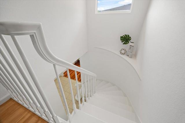 21547 Rosario Avenue, Cupertino CA: https://media.crmls.org/mediaz/1cef1fe8-c39e-4999-984b-3d0059dddcbc.jpg