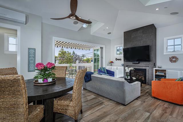 617 9Th St, Coronado CA: https://media.crmls.org/mediaz/1cf01b49-0bc5-4e25-b959-a0aa69ed6e38.jpg