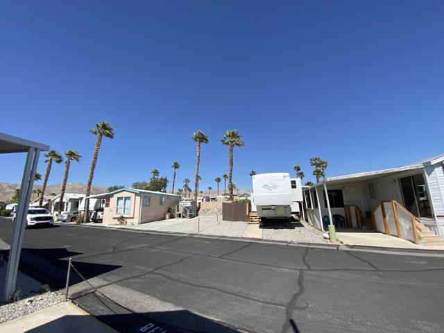 17777 Langlois Road, Desert Hot Springs CA: https://media.crmls.org/mediaz/1cf02641-032f-4e77-a398-8c3261964974.jpg