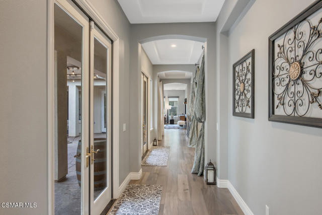 5419 Via Olas, Newbury Park CA: https://media.crmls.org/mediaz/1cf23c68-306a-4043-8f24-efa883657a0a.jpg