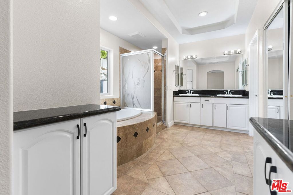 MLS #25499043 img 52