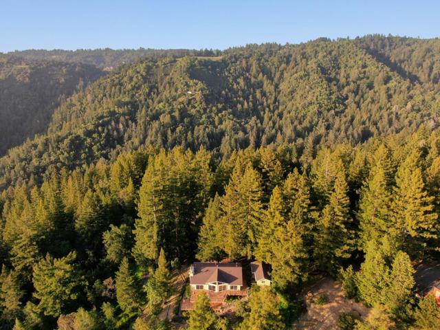 1619 Sunset Ridge Road, Los Gatos CA: https://media.crmls.org/mediaz/1cf2f7c7-e58f-4450-87ad-c8eea61087b8.jpg