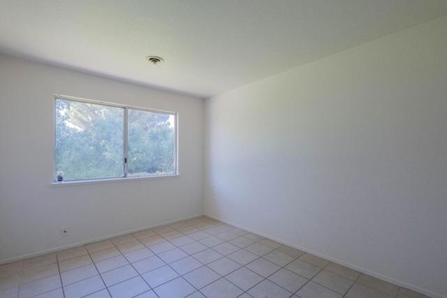 720 Clearview Drive, Hollister CA: https://media.crmls.org/mediaz/1cf2ffd5-0627-42f2-9384-164c253a8845.jpg