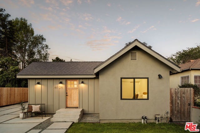 4628 Berryman, Los Angeles CA: https://media.crmls.org/mediaz/1cf34643-3135-4c75-b850-0c8176075ddb.jpg