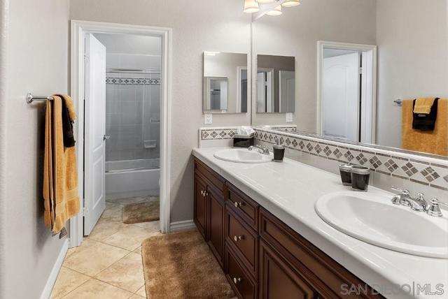 1797 Lemon Tree Court, San Marcos CA: https://media.crmls.org/mediaz/1cf3af61-fa21-4642-8e77-729a72d17b6b.jpg
