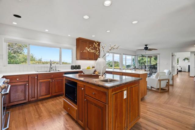17180 Crescent Drive, Los Gatos CA: https://media.crmls.org/mediaz/1cf47a94-eca3-4c03-9b62-606131bb0dd9.jpg