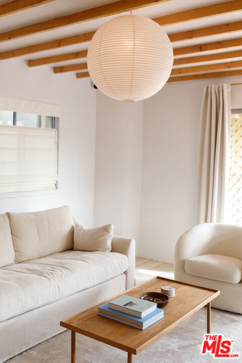 11138 Aqua Vista Street, North Hollywood CA: https://media.crmls.org/mediaz/1cf48be0-2217-405d-b467-b149c53dd31b.jpg
