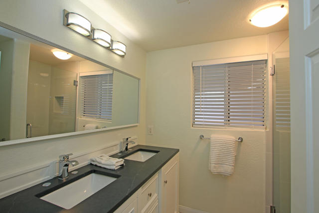 68330 Vega Road, Cathedral City CA: https://media.crmls.org/mediaz/1cf55591-4c20-4e91-88c4-01be63ee6323.jpg