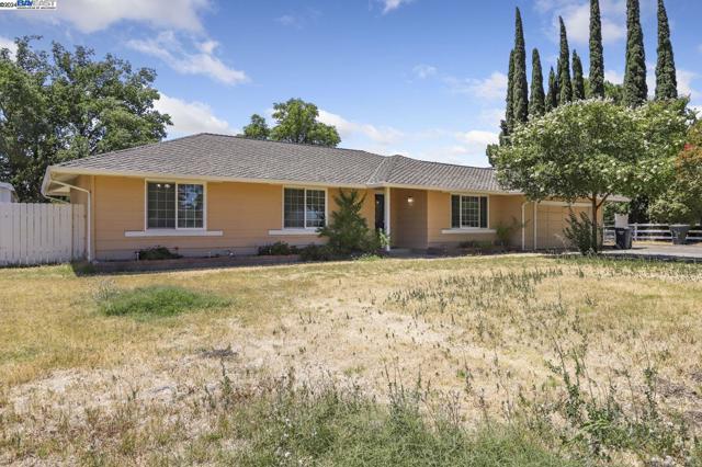 Image 6 of 47 For 16650 Von Sosten Road