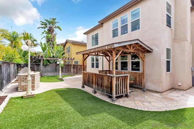1531 Quiet Trail Dr, Chula Vista CA: https://media.crmls.org/mediaz/1cf5a421-cab9-460c-b161-6b573793a003.jpg