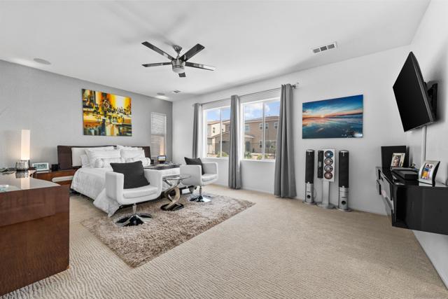 1314 Stearns Wharf Rd, Chula Vista CA: https://media.crmls.org/mediaz/1cf5a6b3-3ac5-4e07-be73-999514eb8a48.jpg