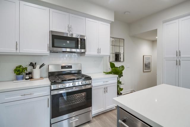 Detail Gallery Image 6 of 55 For 317 Brookside Way, Santee,  CA 92071 - 2 Beds | 2/1 Baths