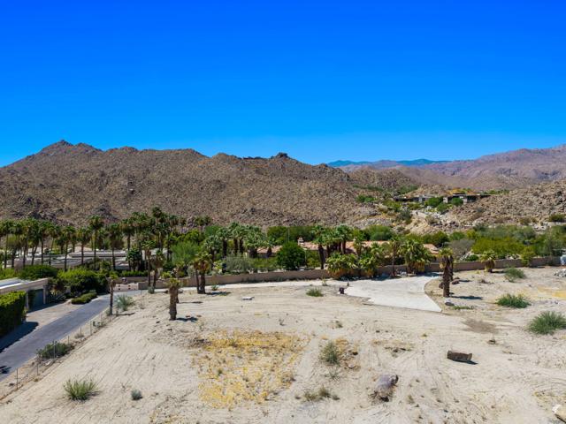 49425 Jfk Trail Trail, Palm Desert CA: https://media.crmls.org/mediaz/1cf60a71-cc81-4ae1-9ec7-b65fba7df570.jpg
