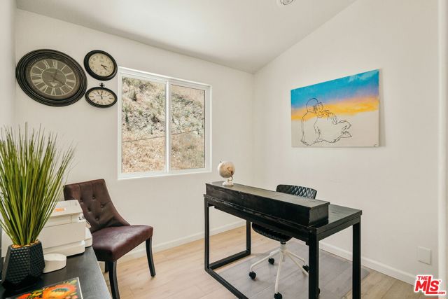 3646 Potosi Avenue, Studio City CA: https://media.crmls.org/mediaz/1cf72450-f0ab-4a8f-a32d-159bb06d3217.jpg
