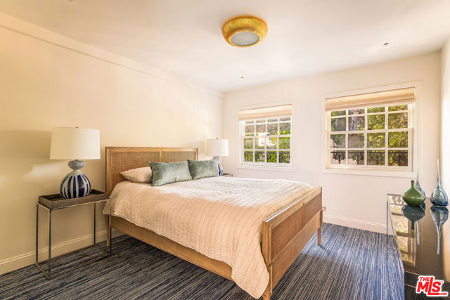 2770 La Castana Drive, Los Angeles CA: https://media.crmls.org/mediaz/1cf75d73-1442-4349-ae6e-be898e8a032f.jpg