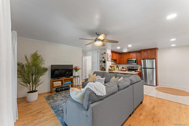 6376 Rancho Mission Rd, San Diego CA: https://media.crmls.org/mediaz/1cf79c15-6233-412e-83e0-868068e5a4d5.jpg