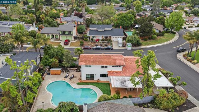 2043 Gill Port Ln, Walnut Creek CA: https://media.crmls.org/mediaz/1cf79deb-4358-4daf-854e-46a809e4c6cb.jpg