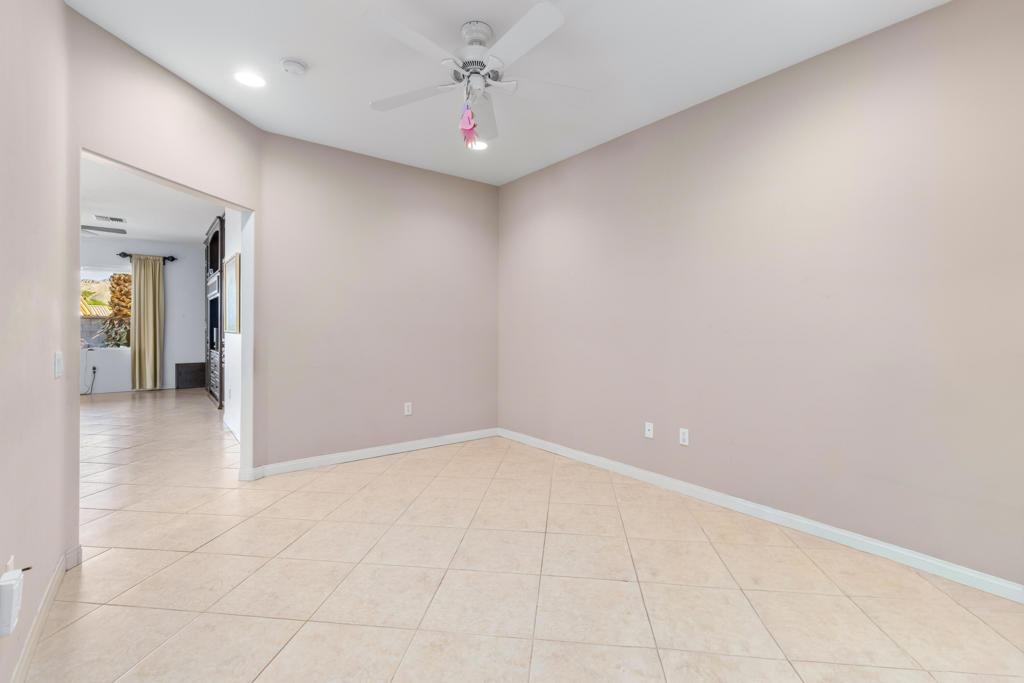 MLS #219139751DA image #20