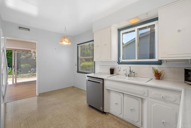 3370 Manning Court photo 10