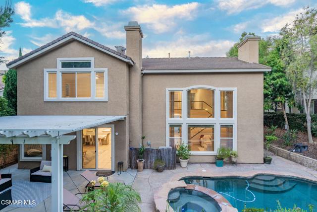 535 Winncastle Street, Simi Valley CA: https://media.crmls.org/mediaz/1cfafff5-4121-415f-bc52-8354141da8f3.jpg