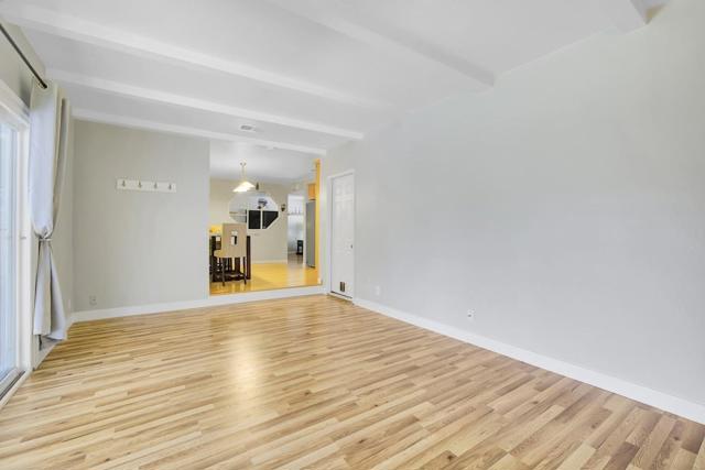 6175 Oneida Drive, San Jose CA: https://media.crmls.org/mediaz/1cfbb81d-83c1-4c10-84ac-21faa1ef2f5c.jpg