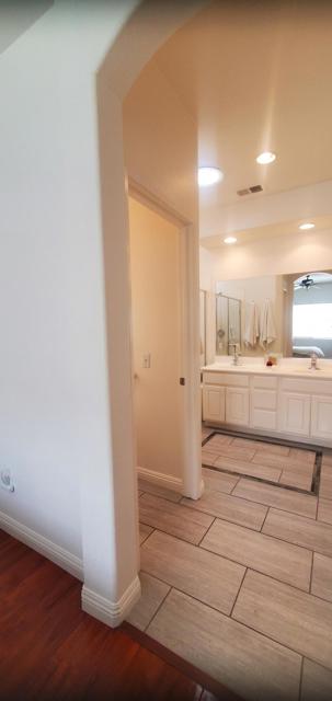 47825 Endless Sky, La Quinta CA: https://media.crmls.org/mediaz/1cfca27a-c5f4-4a4f-beef-3540ba95442a.jpg