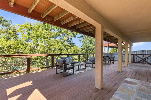 875 Sunset Drive, San Carlos CA: https://media.crmls.org/mediaz/1cfca57e-f46f-4381-827b-85e553f95ea1.jpg