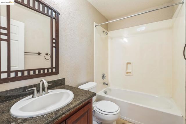 2665 Torrey Pines Dr, Brentwood CA: https://media.crmls.org/mediaz/1cfcc27d-6174-4b8e-b6ae-1575c9c4adea.jpg