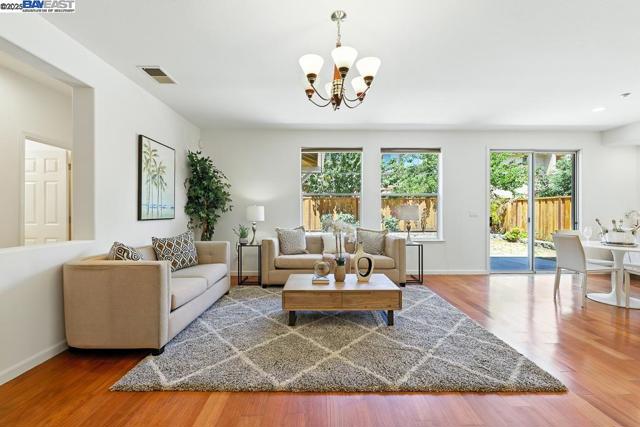 37420 Gillett Rd, Fremont CA: https://media.crmls.org/mediaz/1cfcffad-763a-425b-8a14-58c7ef8d248b.jpg