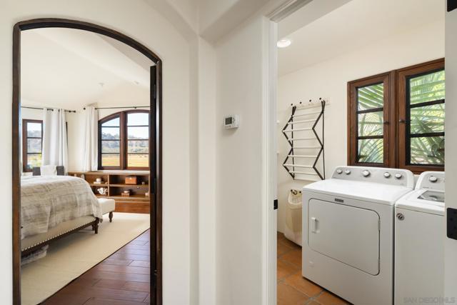 2563 Via Pisa, Del Mar CA: https://media.crmls.org/mediaz/1cfdaa5d-71a5-41ae-ba09-61a0da368286.jpg