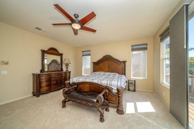 Detail Gallery Image 31 of 49 For 3748 Cavern Pl, Carlsbad,  CA 92010 - 5 Beds | 3 Baths