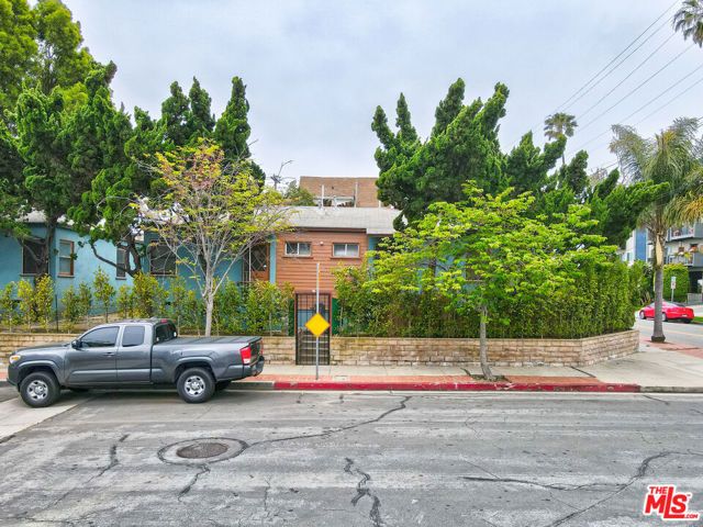 1940 6th Street photo 4