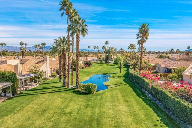 36429 Las Begonias, Cathedral City CA: https://media.crmls.org/mediaz/1d00efbe-8d62-4f8a-b5c0-2b9c47576e39.jpg