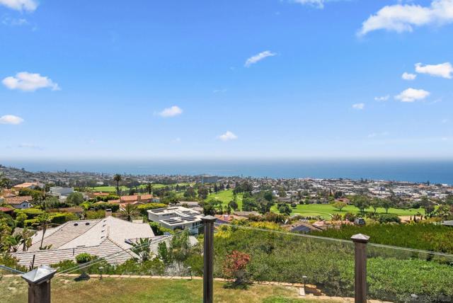 7330 Brodiaea Way, La Jolla CA: https://media.crmls.org/mediaz/1d012ca0-77bc-4426-bc30-173a4ccc7682.jpg