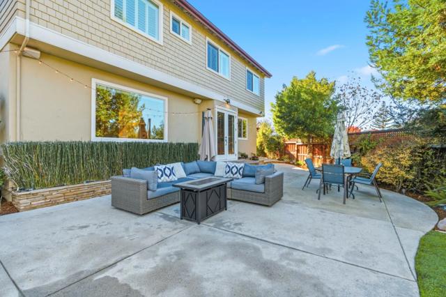 18 Sherman Court, Scotts Valley CA: https://media.crmls.org/mediaz/1d01da22-97ae-4bce-bf7b-b580064821dd.jpg