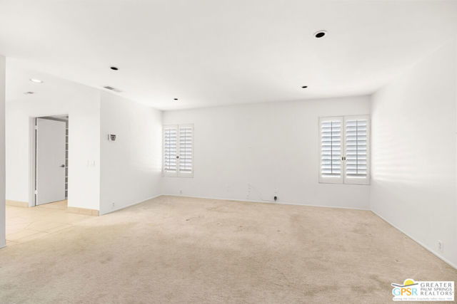 2910 Cervantes Court, Palm Springs CA: https://media.crmls.org/mediaz/1d03beae-cb35-4e2d-8e38-57479b02b4e3.jpg