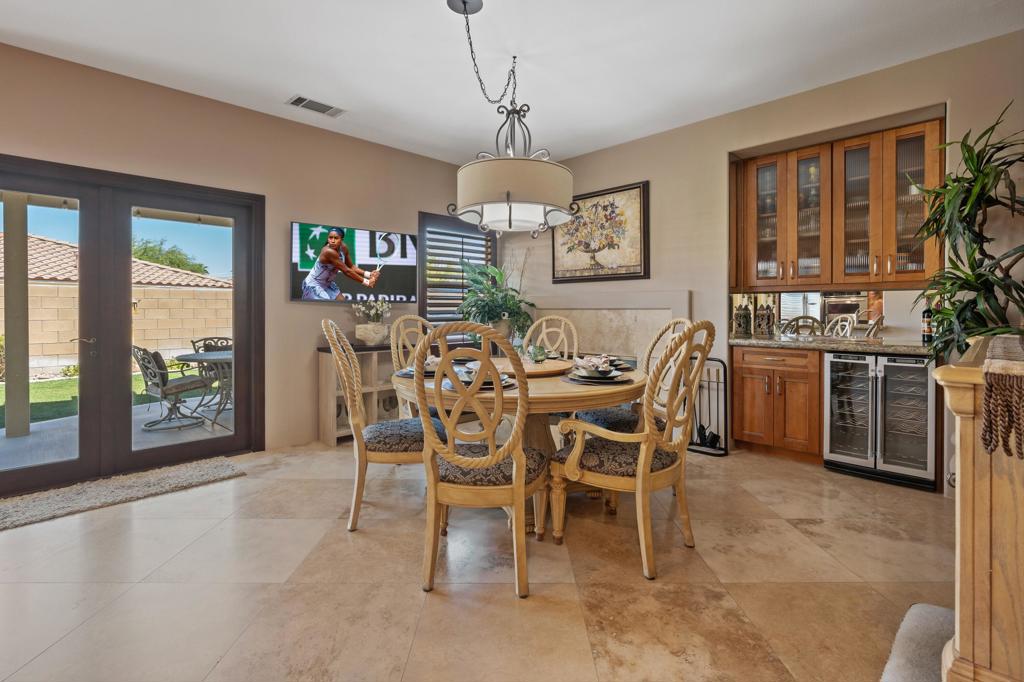 MLS #219135412DA image #17