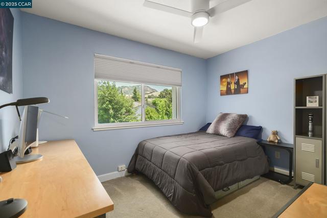 1169 Discovery Way, Concord CA: https://media.crmls.org/mediaz/1d043229-439d-4adc-ae38-bb821422910d.jpg