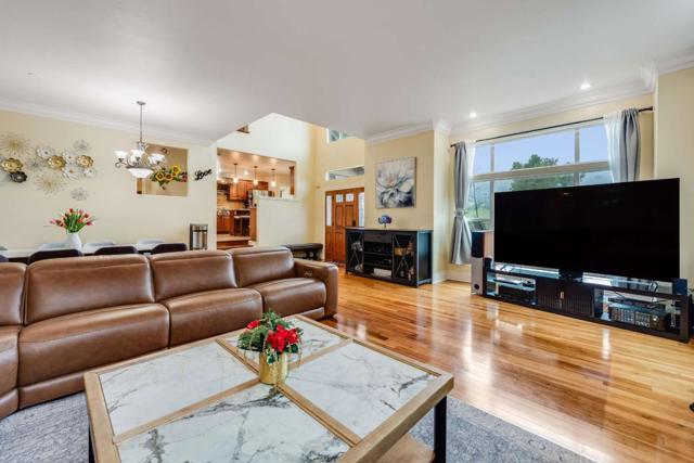 17645 Manzanita Drive, Morgan Hill CA: https://media.crmls.org/mediaz/1d051304-d2a9-40e6-a54d-22d3fa6552fc.jpg