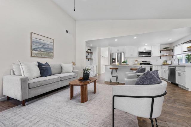 9335 Telkaif St, Lakeside CA: https://media.crmls.org/mediaz/1d056313-8ac5-47b6-b008-5939443f3b02.jpg