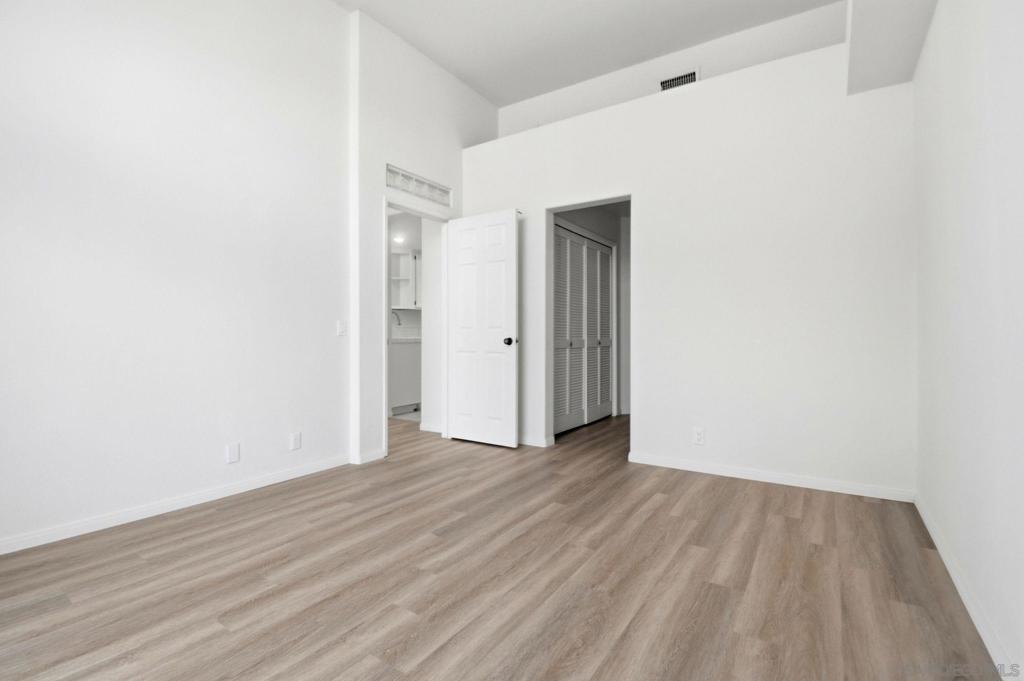 7225 Calabria Ct - photo 10