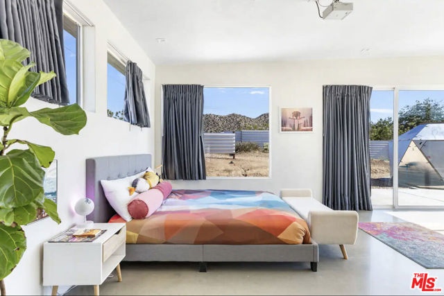 5215 Pioneertown Road, Pioneertown CA: https://media.crmls.org/mediaz/1d05b7ce-d7b9-4b6b-8669-1785a628d1b0.jpg