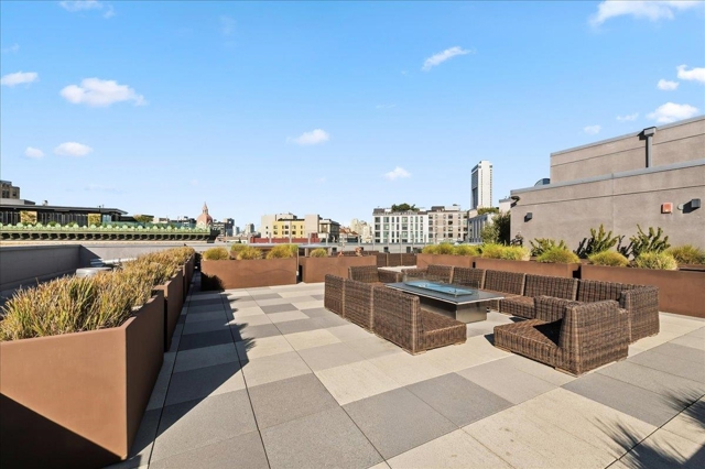 Image 30 of 39 For 1075 Market Street  208