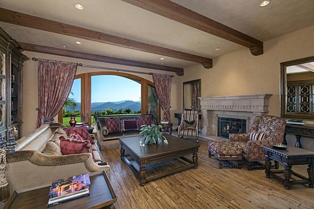 14155 Bryce Point, Poway CA: https://media.crmls.org/mediaz/1d0681ff-c8e3-42fd-9d9b-85ebe41a592d.jpg