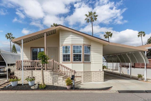 Detail Gallery Image 1 of 1 For 2300 E Valley Pkwy #142,  Escondido,  CA 92027 - 3 Beds | 2 Baths