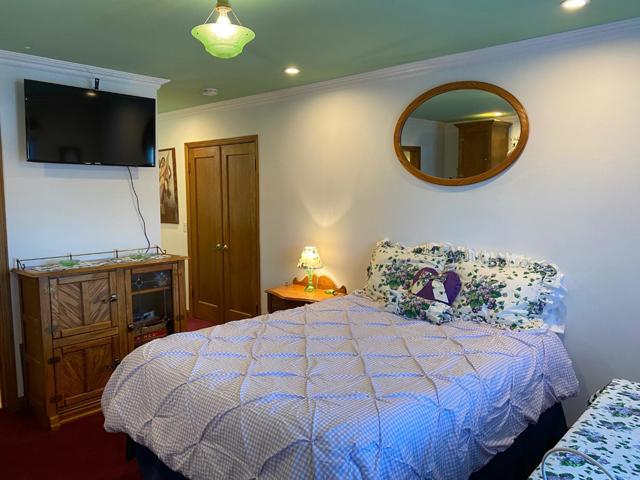 621 Mcclellan Avenue, Monterey CA: https://media.crmls.org/mediaz/1d0694cb-33f9-4361-af62-0fd0014c9d43.jpg