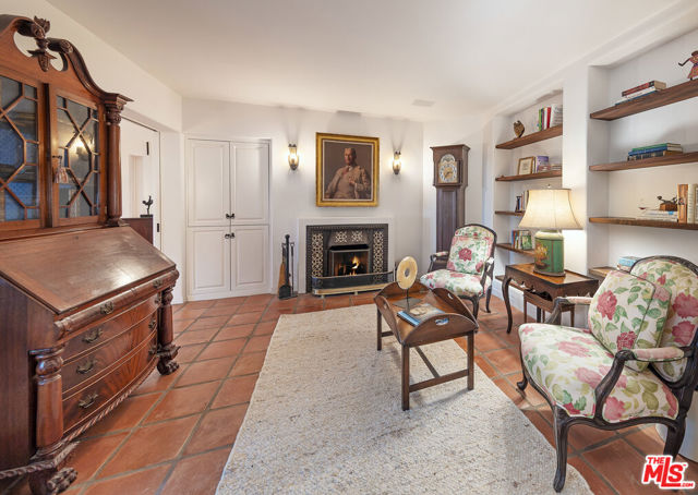 1029 Alston Road, Santa Barbara CA: https://media.crmls.org/mediaz/1d0840aa-9789-4633-b7fc-032aa88e7b0b.jpg